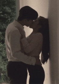 ������ɫ����